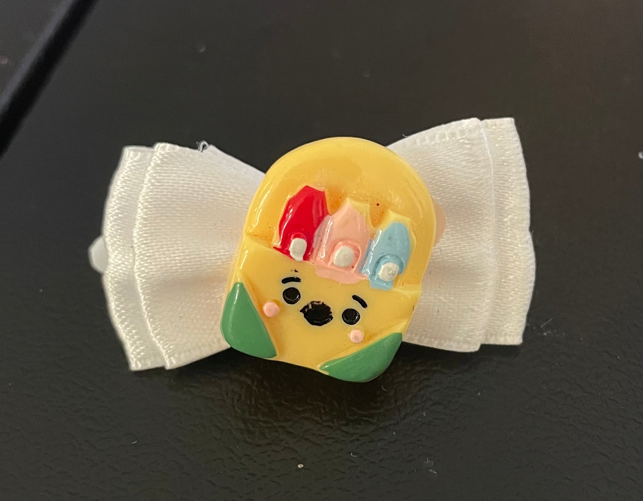 Ribbon Crayon